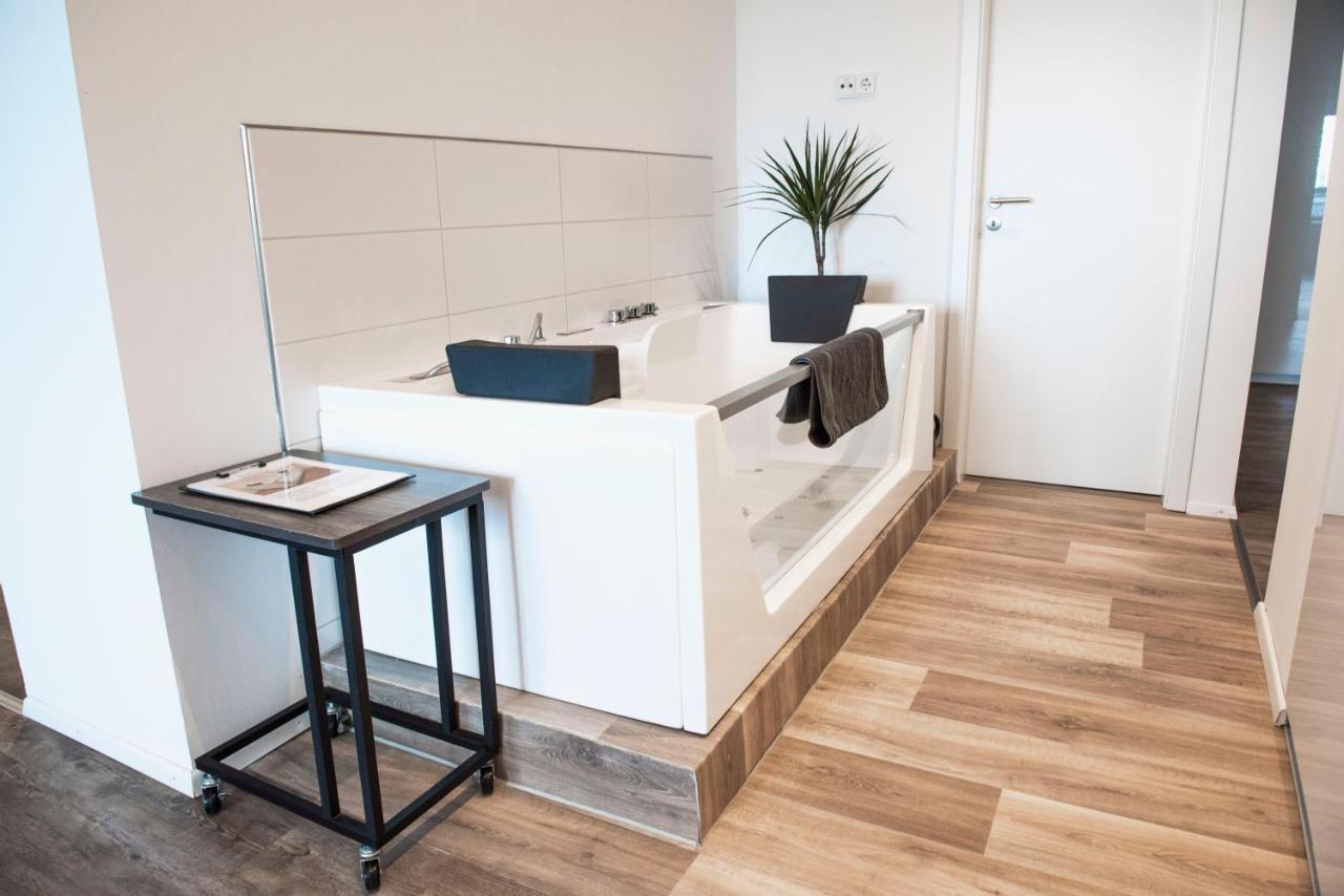 Luxus Suite Im Herzen Von Kempten***** +Parkplatz Exterior foto